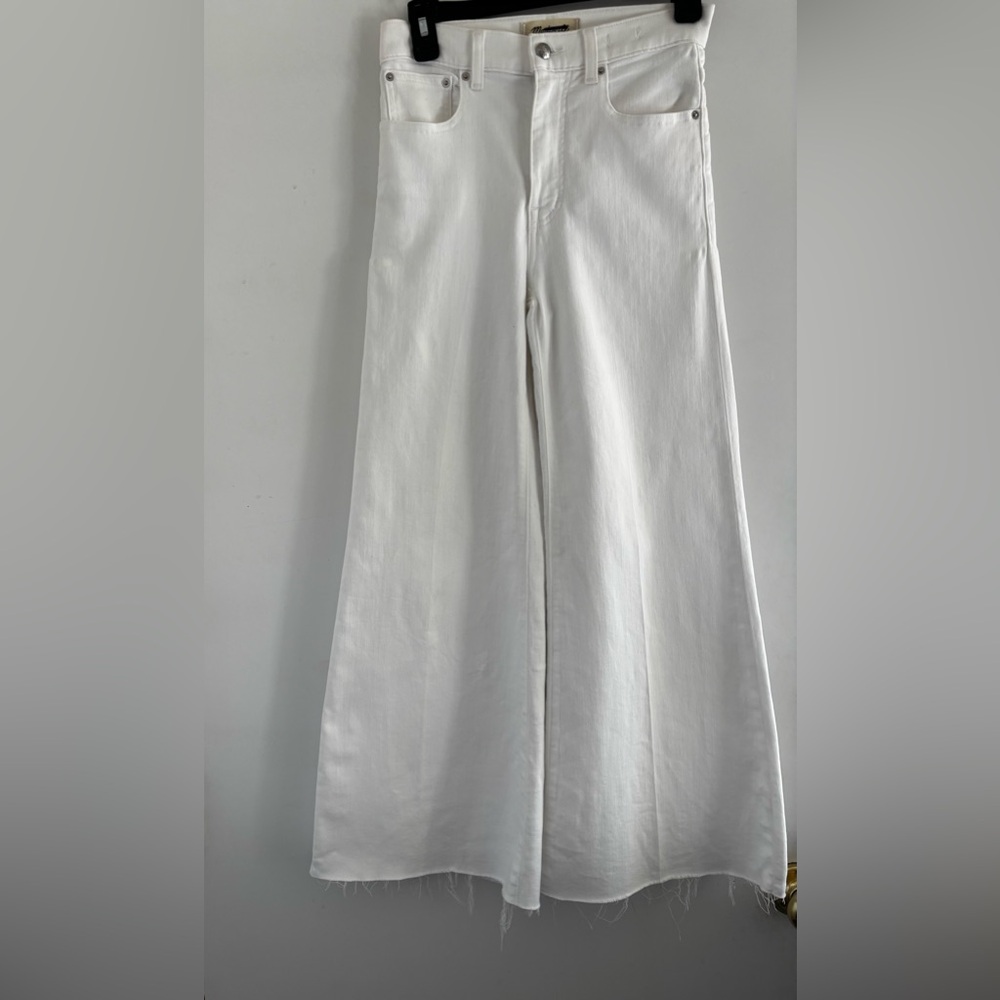 Madewell Flared Wide-Leg Crop Jeans in Pure White - Picture 4 of 5